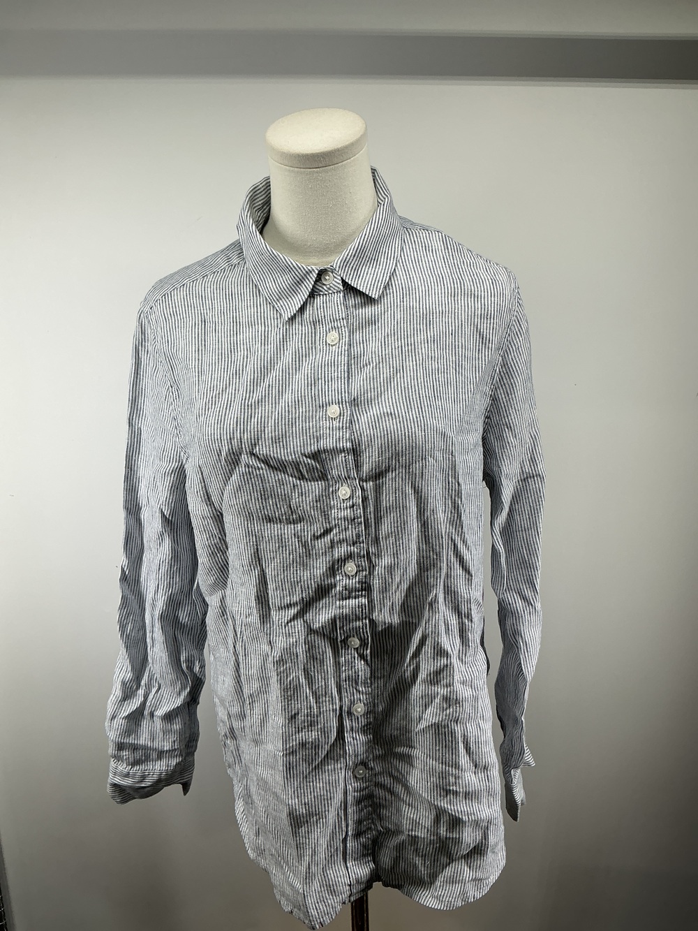 100% European Linen Long Sleeve Shirt